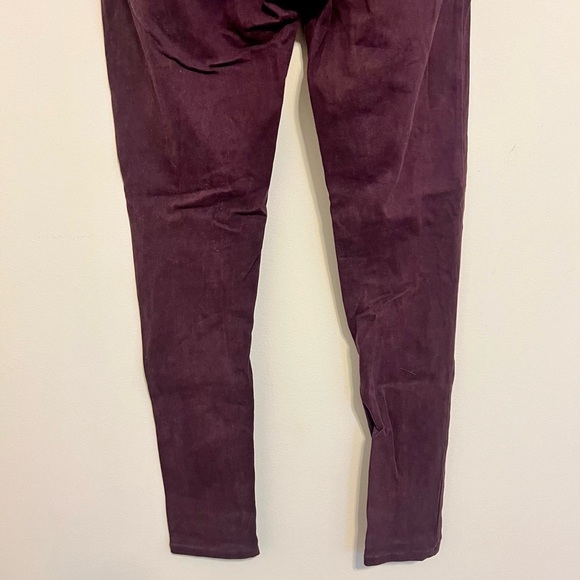 2/$15 Old Navy - Rockstar Maroon Mid-Rise Skinny Pants | Size 6 - Picture 8 of 9